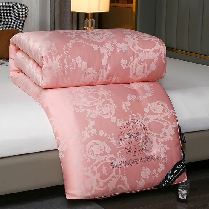 91家纺网 家纺一手货源 找家纺 （总）畅畅家纺 2025新款微商热款蝴蝶丝棉被加厚全棉纯棉莫代尔提花手工订花被子被芯