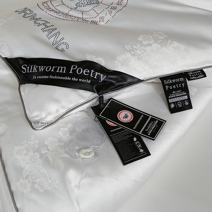 91家纺网 家纺一手货源 找家纺 畅畅家纺 2025新款微商热款蝴蝶丝棉被加厚全棉纯棉莫代尔提花手工订花被子被芯 经典白