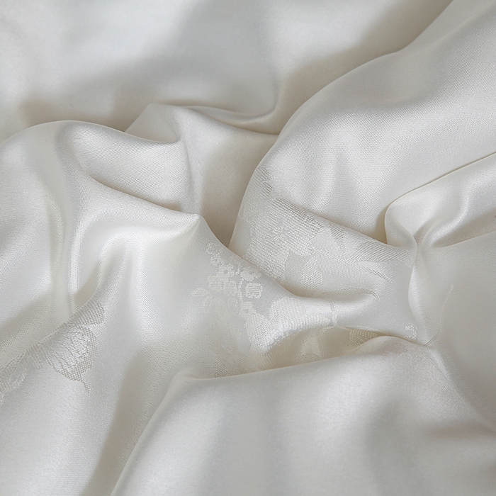 91家纺网 家纺一手货源 找家纺 畅畅家纺 2025新款微商热款蝴蝶丝棉被加厚全棉纯棉莫代尔提花手工订花被子被芯 经典白