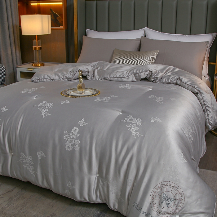 91家纺网 家纺一手货源 找家纺 畅畅家纺 2025新款微商热款蝴蝶丝棉被加厚全棉纯棉莫代尔提花手工订花被子被芯 经典灰