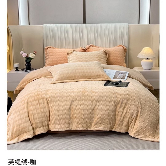 91家纺网 家纺一手货源 找家纺 （总）畅畅家纺 2025秋冬新款高克重260克9斤半轻奢宽边芙缇绒牛奶绒四件套