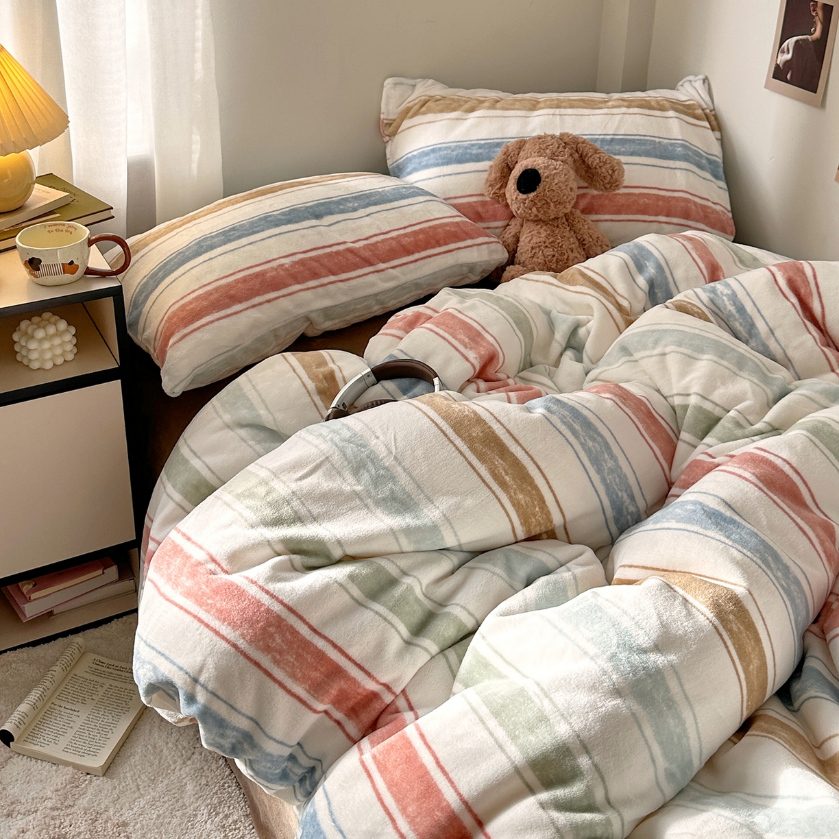 91家纺网 家纺一手货源 找家纺 （总）艾咪-Amy ntmy 2025新款治愈系条纹牛奶绒四件套