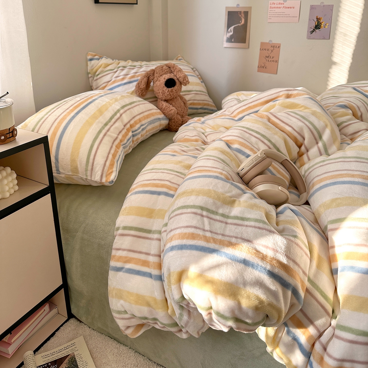 91家纺网 家纺一手货源 找家纺 艾咪-Amy ntmy 2025新款治愈系条纹牛奶绒四件套 青柠奶绿