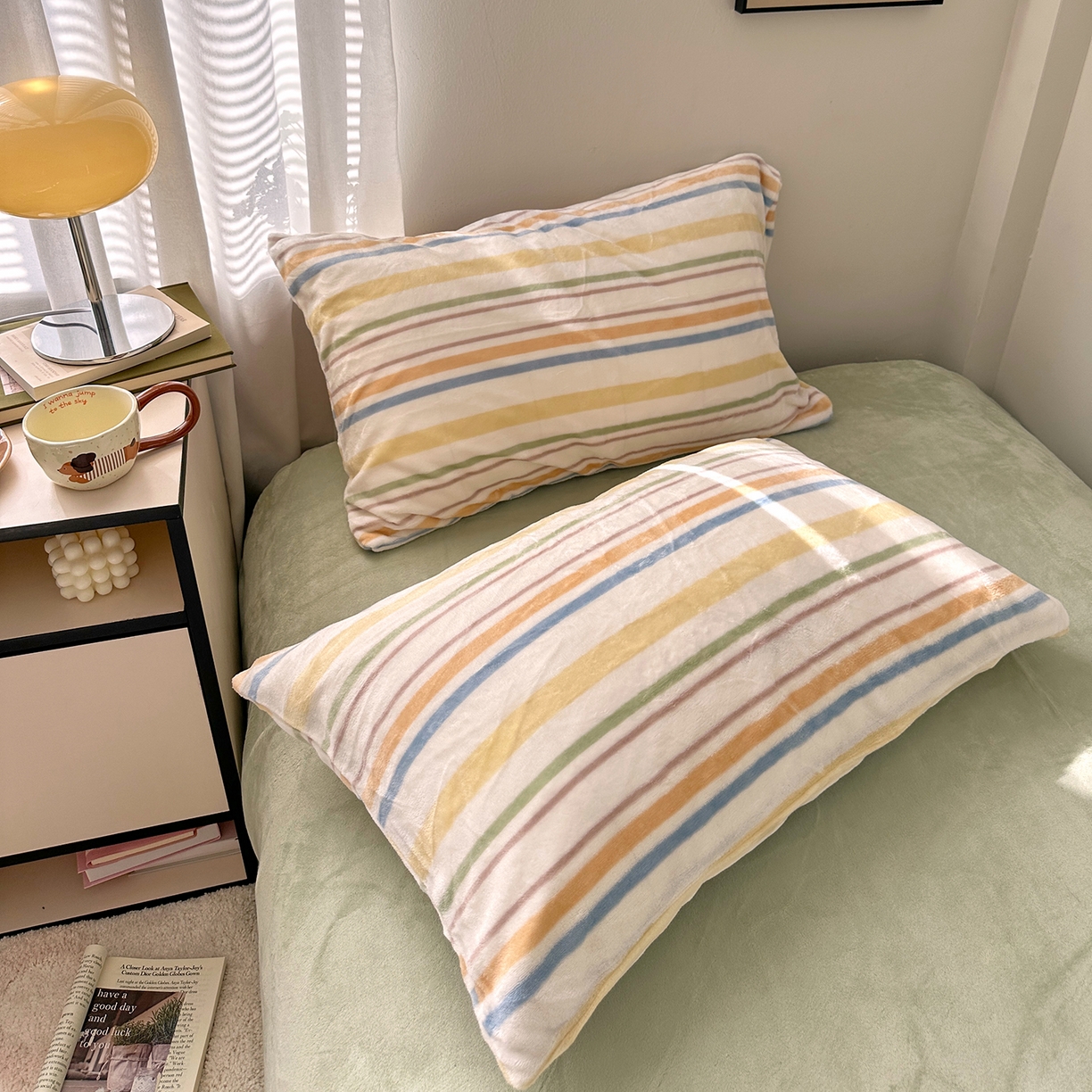 91家纺网 家纺一手货源 找家纺 艾咪-Amy ntmy 2025新款治愈系条纹牛奶绒四件套 青柠奶绿