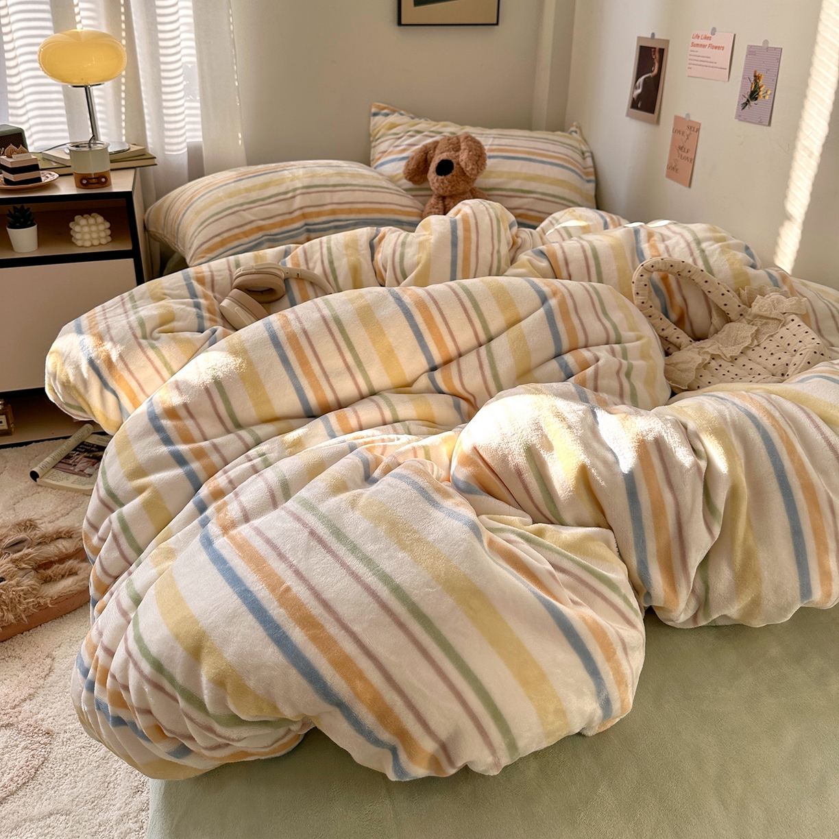 91家纺网 家纺一手货源 找家纺 艾咪-Amy ntmy 2025新款治愈系条纹牛奶绒四件套 青柠奶绿