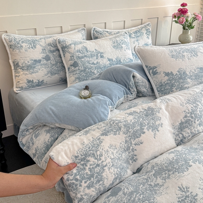 91家纺网 家纺一手货源 找家纺 （总）赛丽雅 2025新款包边雕花烂花牛奶绒四件套