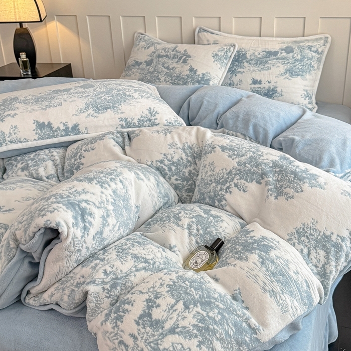 91家纺网 家纺一手货源 找家纺 （总）赛丽雅 2025新款包边雕花烂花牛奶绒四件套