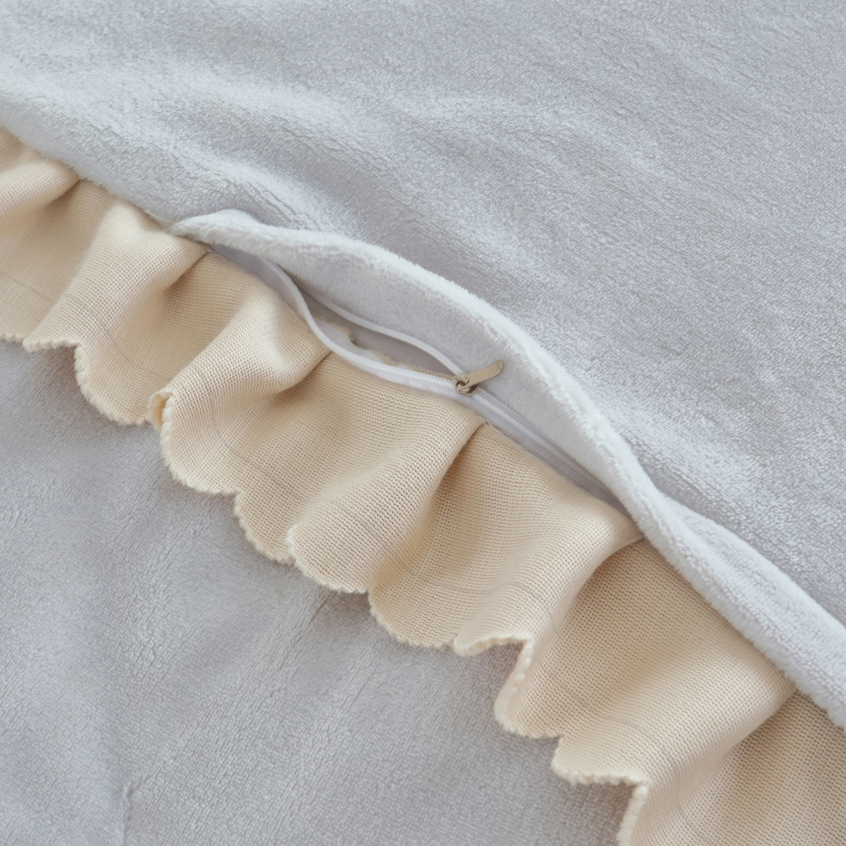 91家纺网 家纺一手货源 找家纺 千姿坊美容床罩 2025新款秋冬加厚保暖牛奶绒美容床罩四件套美容院养生馆专用 淘气熊猫-灰色