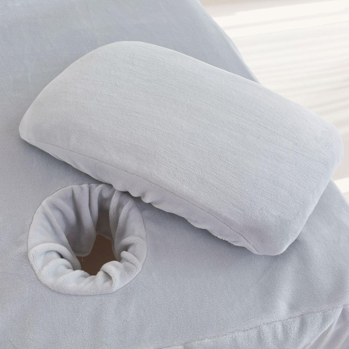 91家纺网 家纺一手货源 找家纺 千姿坊美容床罩 2025新款秋冬加厚保暖牛奶绒美容床罩四件套美容院养生馆专用 淘气熊猫-灰色