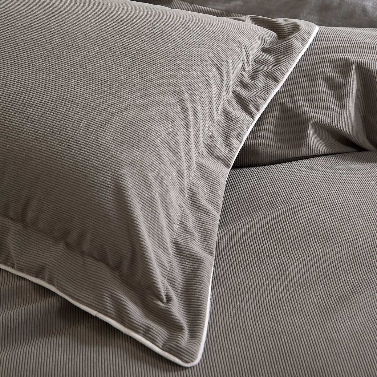 91家纺网 家纺一手货源 找家纺 ONE TWO ONE 121 【提供买家秀】【控价商品】2025新款提花婴儿绒四件套牛奶绒被套床单枕套毛毯被罩被子被芯床品-沉香控价 【卷后标准 268 加大 288 】 沉香-灰