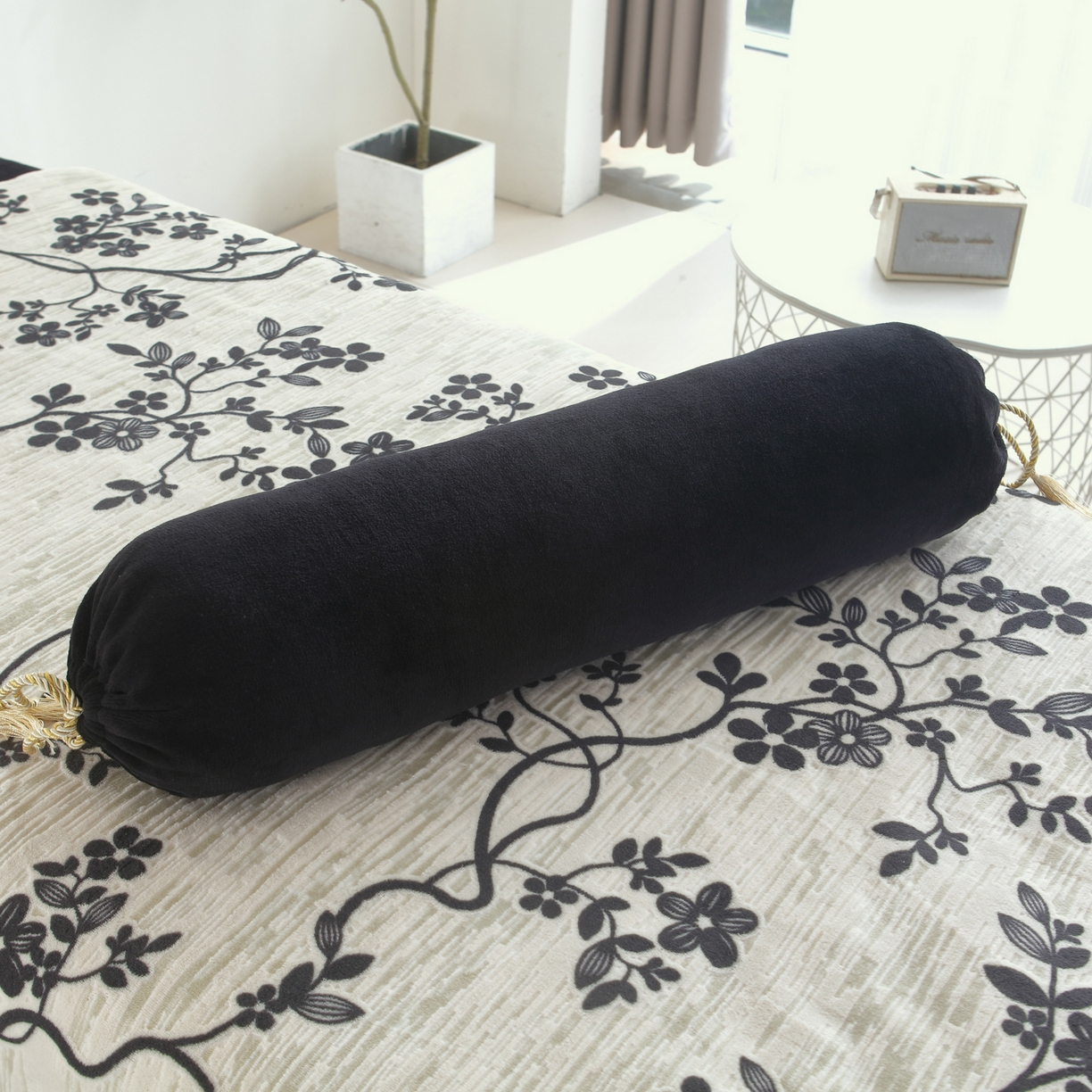 91家纺网 家纺一手货源 找家纺 千姿坊美容床罩 2025新款秋冬加厚保暖牛奶绒美容床罩四件套美容院养生馆专用 叶语悠然-黑色