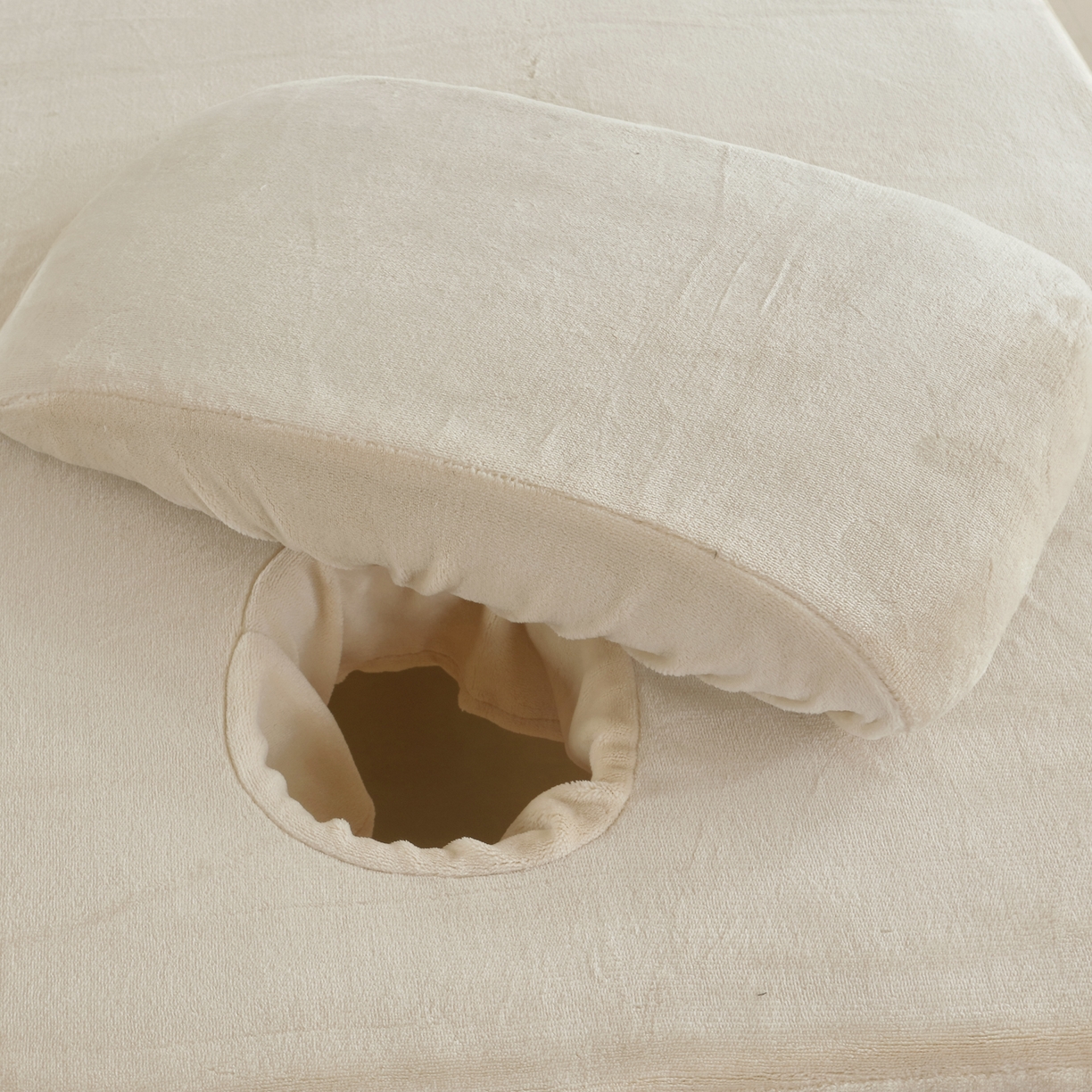 91家纺网 家纺一手货源 找家纺 千姿坊美容床罩 2025新款秋冬加厚保暖牛奶绒美容床罩四件套美容院养生馆专用 叶语悠然-黑卡