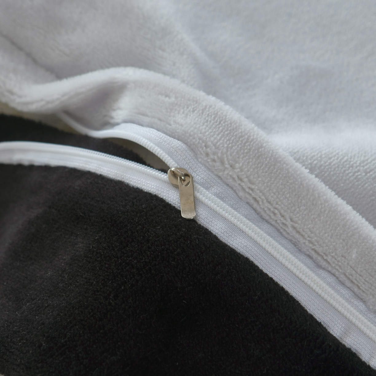 91家纺网 家纺一手货源 找家纺 千姿坊美容床罩 2025新款秋冬加厚保暖牛奶绒美容床罩四件套美容院养生馆专用 叶语悠然-灰色