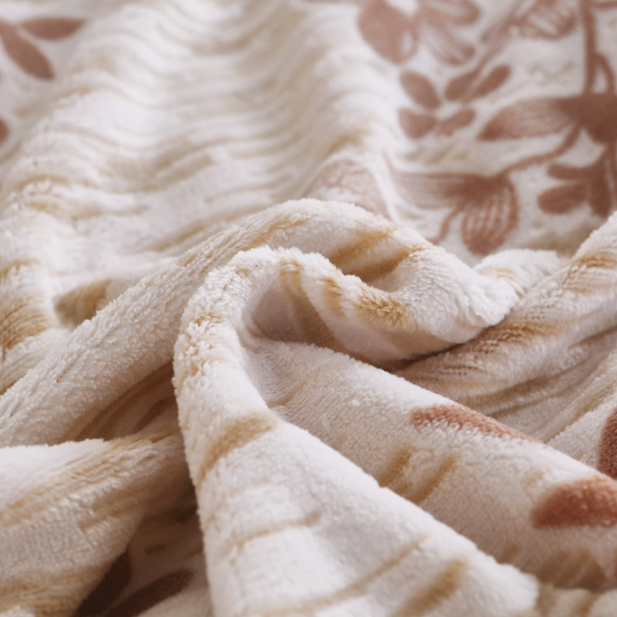 91家纺网 家纺一手货源 找家纺 千姿坊美容床罩 2025新款秋冬加厚保暖牛奶绒美容床罩四件套美容院养生馆专用 叶语悠然-卡其