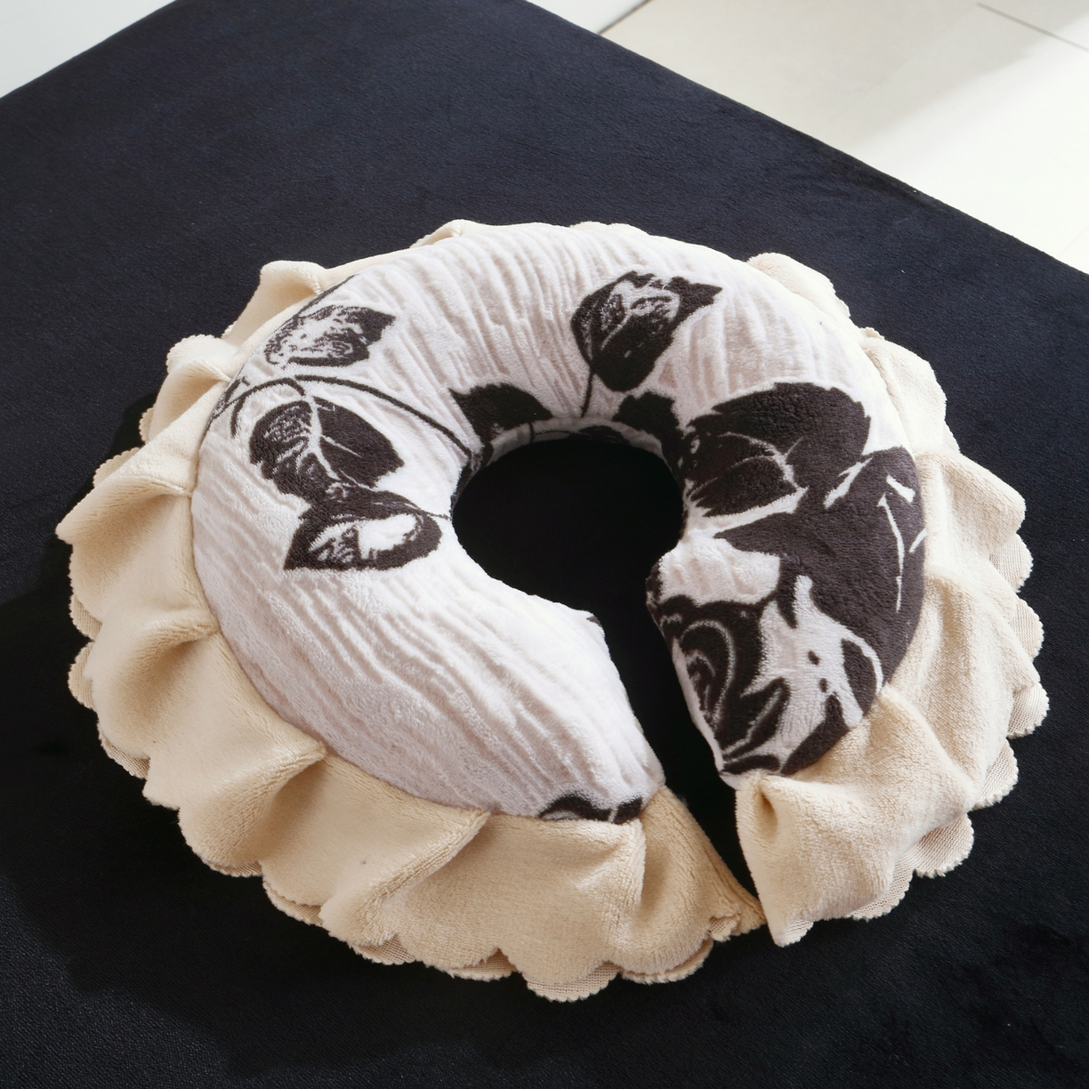 91家纺网 家纺一手货源 找家纺 千姿坊美容床罩 2025新款秋冬加厚保暖牛奶绒美容床罩四件套美容院养生馆专用 夜半花香-黑色