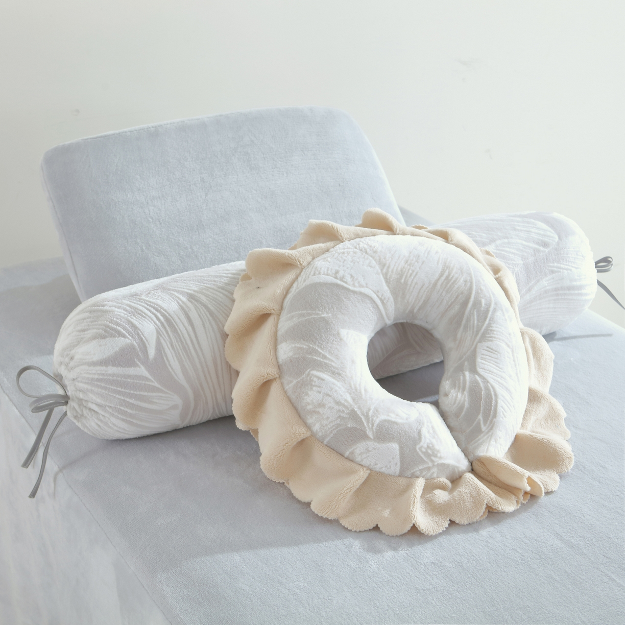 91家纺网 家纺一手货源 找家纺 千姿坊美容床罩 2025新款秋冬加厚保暖牛奶绒美容床罩四件套美容院养生馆专用 盛夏丛林-灰