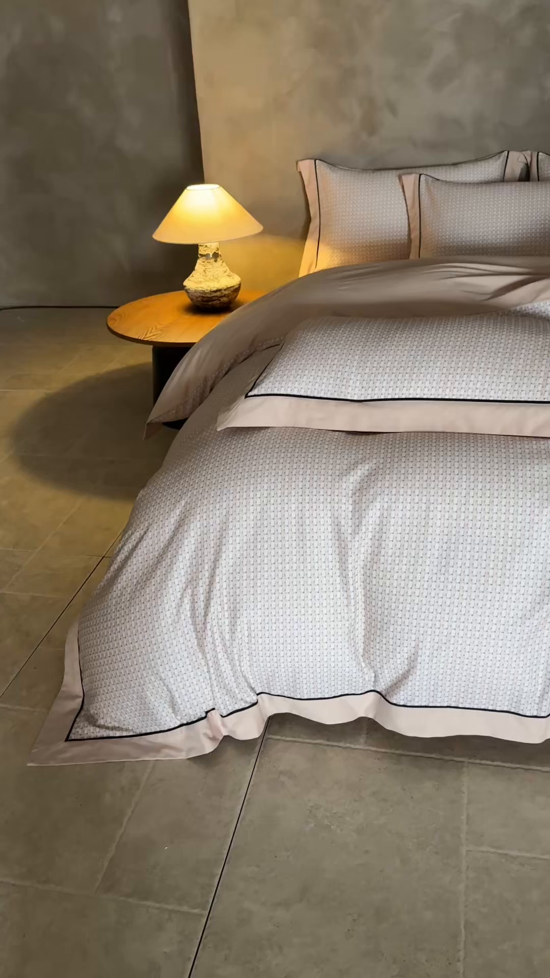 91家纺网 家纺一手货源 找家纺 （总）洺兰家居 2026年新疆长绒棉100支秋冬款轻磨毛加厚保暖工艺款四件套床上用品