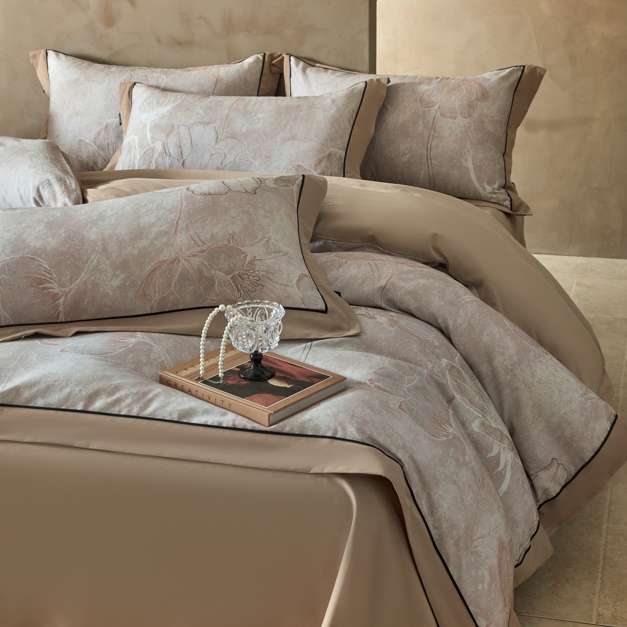 91家纺网 家纺一手货源 找家纺 洺兰家居 2026年新疆长绒棉100支秋冬款轻磨毛加厚保暖工艺款四件套床上用品 羽纱-卡其