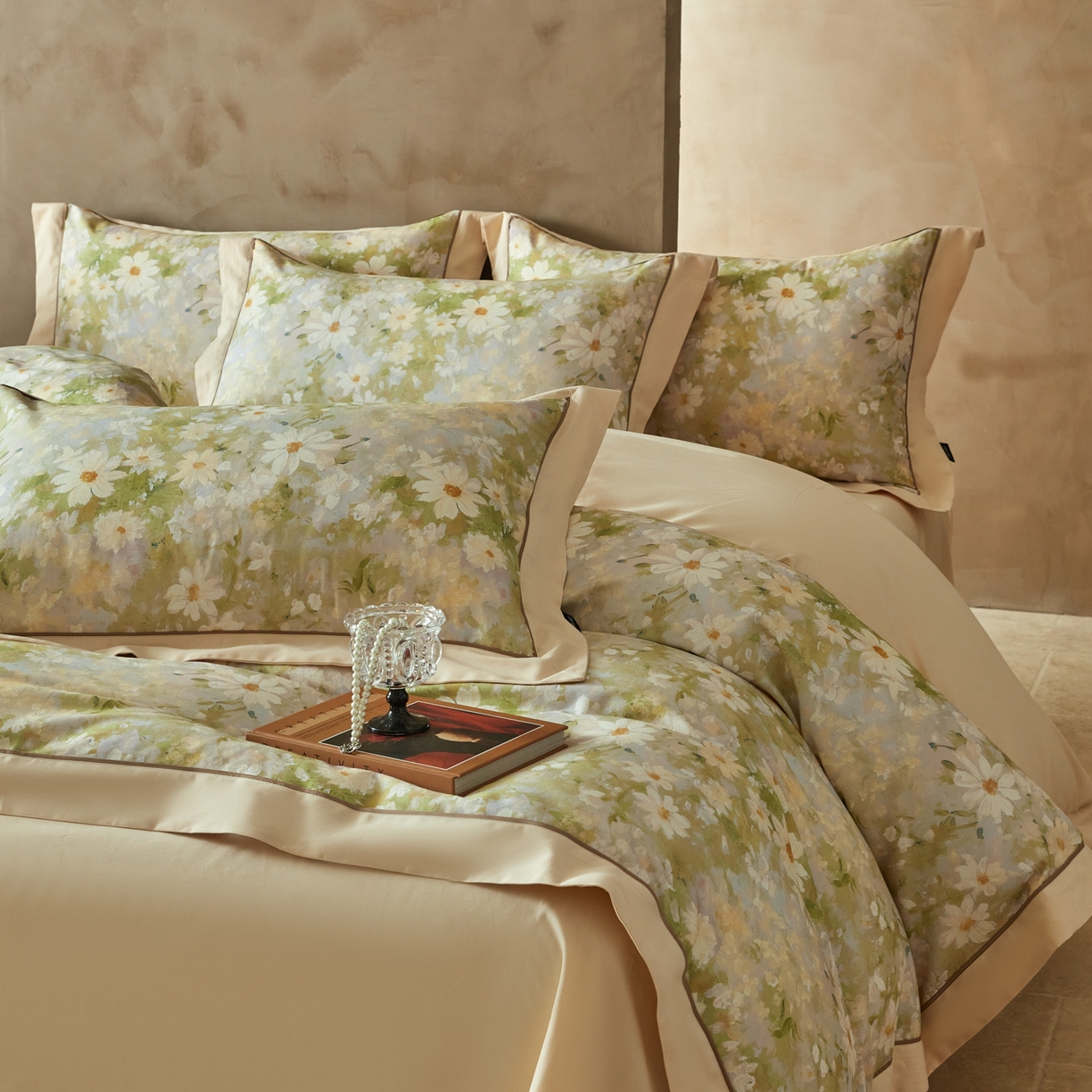 91家纺网 家纺一手货源 找家纺 洺兰家居 2026年新疆长绒棉100支秋冬款轻磨毛加厚保暖工艺款四件套床上用品 栀子花开-绿