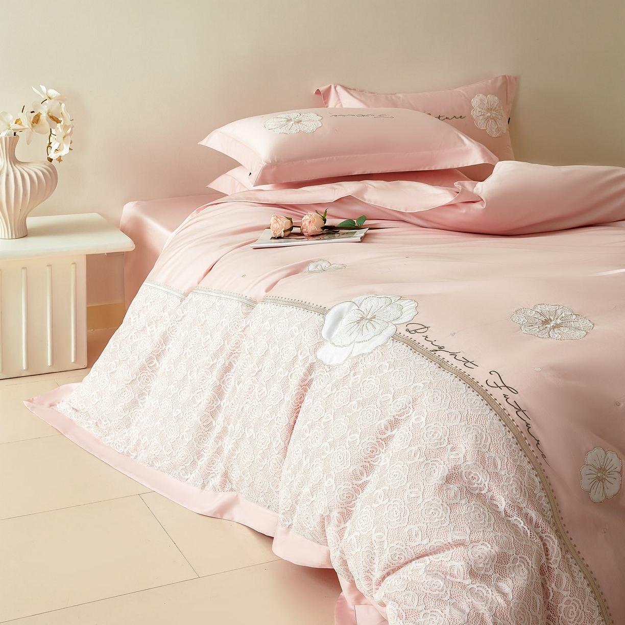 91家纺网 家纺一手货源 找家纺 洺兰家居 2026年新疆长绒棉100支刺绣款绣花工艺款法式四件套 云岚 云岚-粉