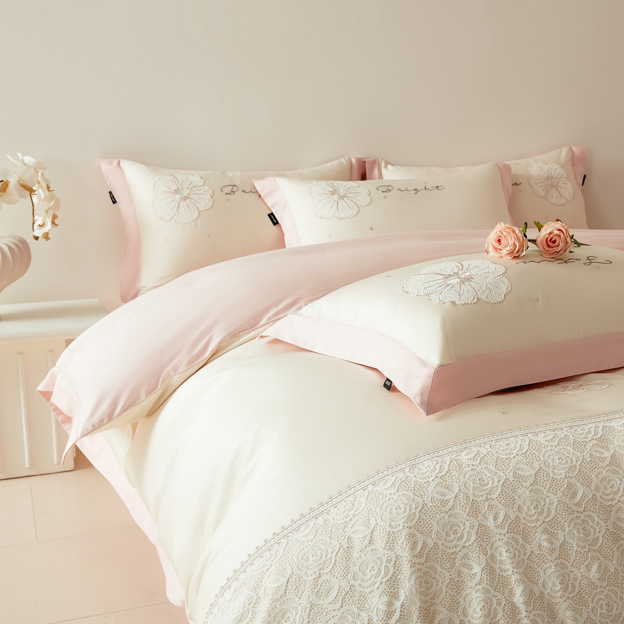 91家纺网 家纺一手货源 找家纺 洺兰家居 2026年新疆长绒棉100支刺绣款绣花工艺款法式四件套 云岚 云岚-米