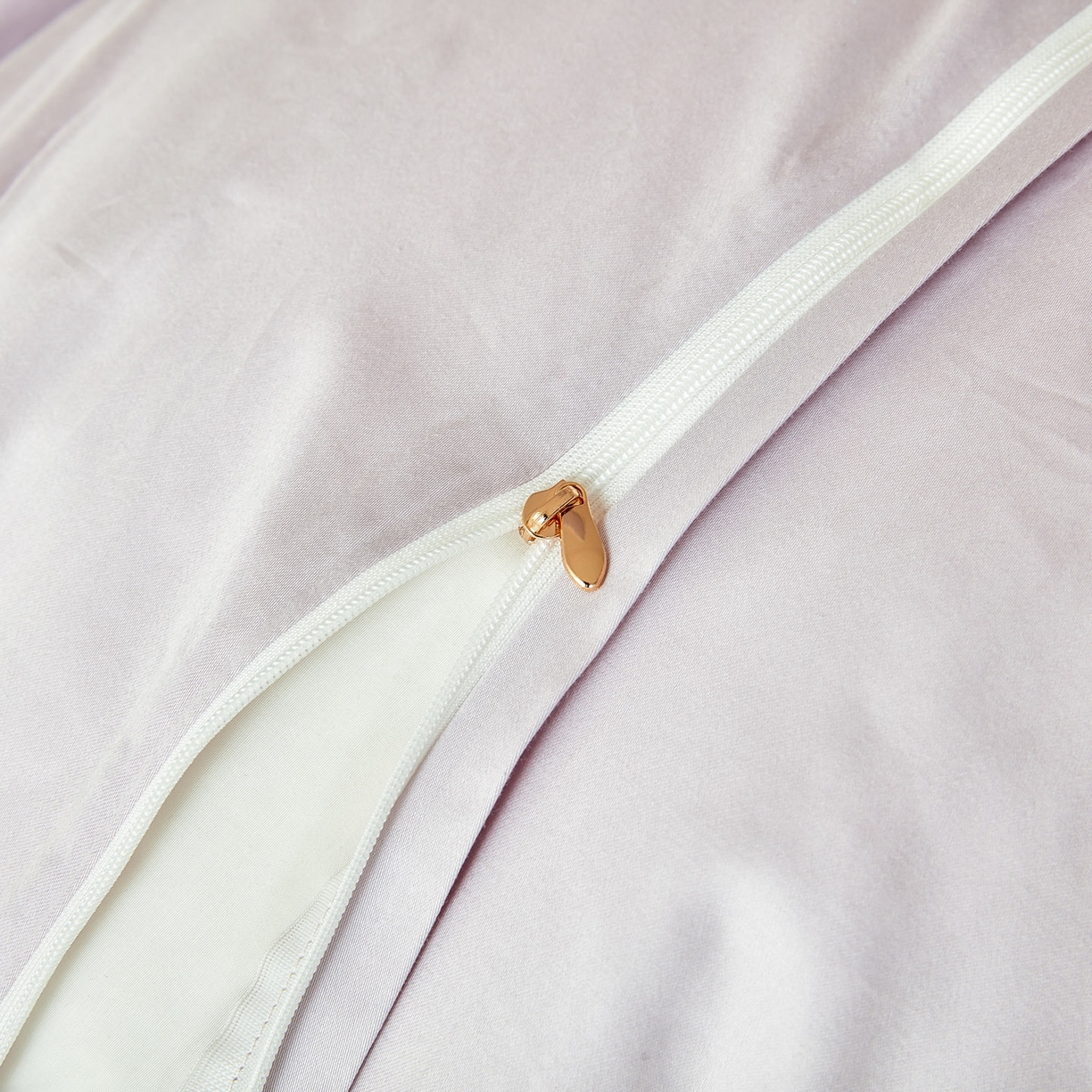 91家纺网 家纺一手货源 找家纺 洺兰家居 2026年新疆长绒棉100支刺绣款绣花工艺款法式四件套 云岚 云岚-紫