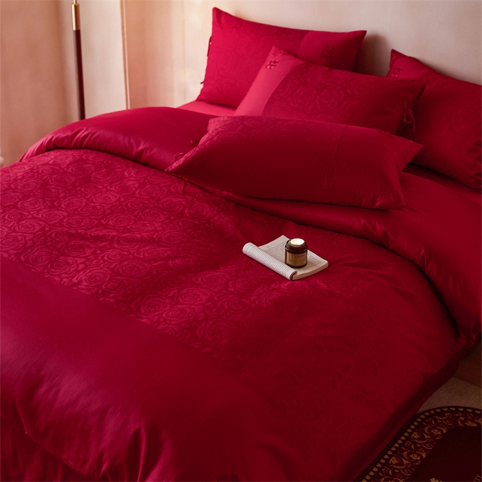 91家纺网 家纺一手货源 找家纺 红番天婚庆 2025新款小红书热卖款仿丝棉提花时尚婚庆系列四件套多件套 唯爱