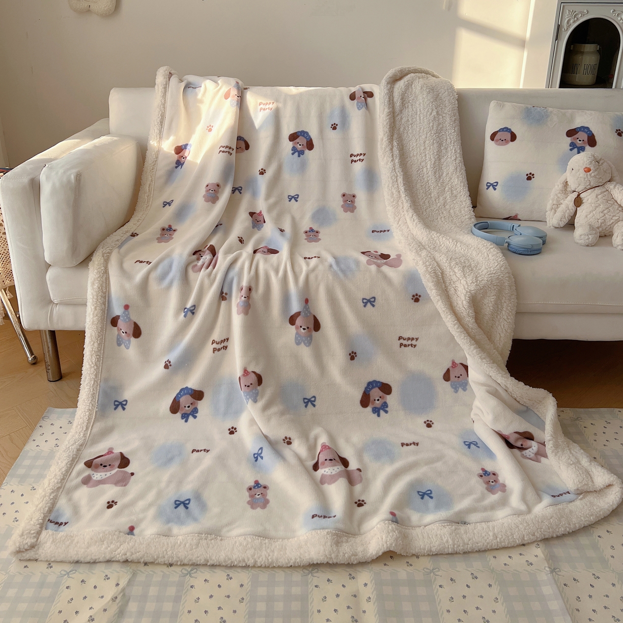 91家纺网 家纺一手货源 找家纺 （总）耀悦家纺 2025新款高克重拉链多用羊羔绒毛毯牛奶绒抱枕枕芯