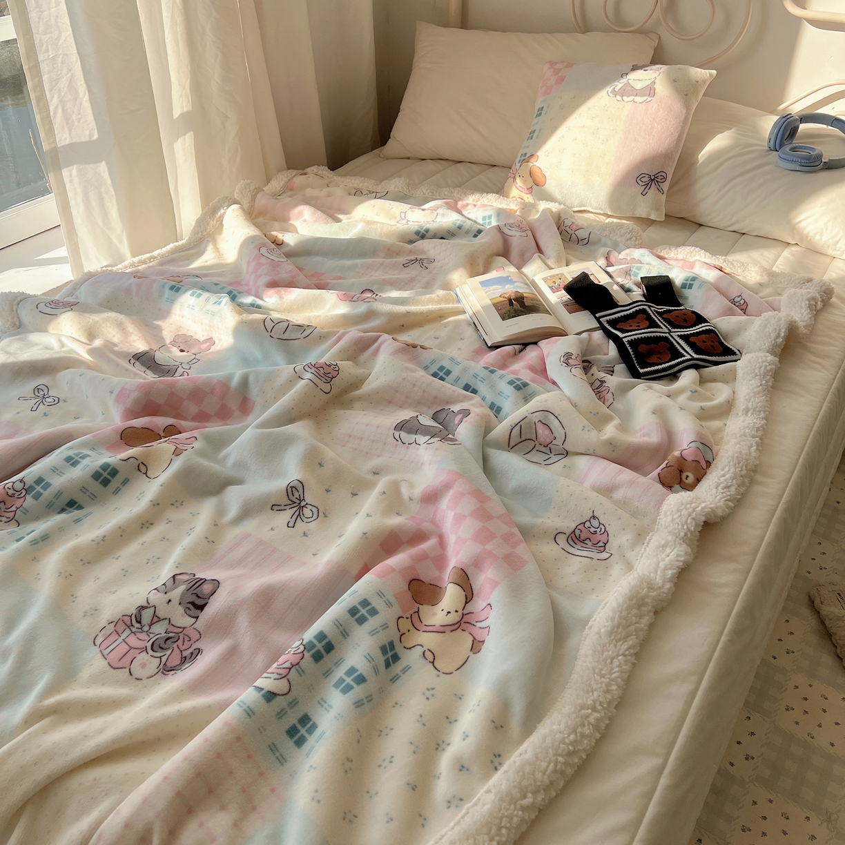 91家纺网 家纺一手货源 找家纺 （总）耀悦家纺 2025新款高克重拉链多用羊羔绒毛毯牛奶绒抱枕枕芯