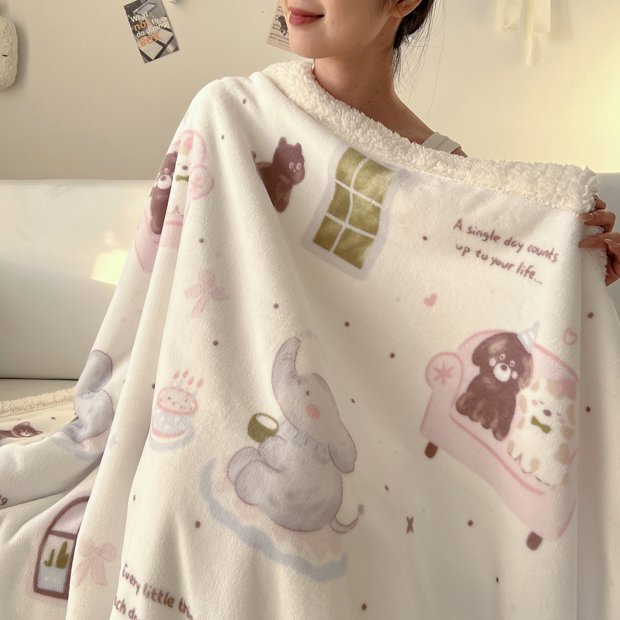 91家纺网 家纺一手货源 找家纺 耀悦家纺 2025新款高克重拉链多用羊羔绒毛毯牛奶绒抱枕枕芯 小象的生日聚会