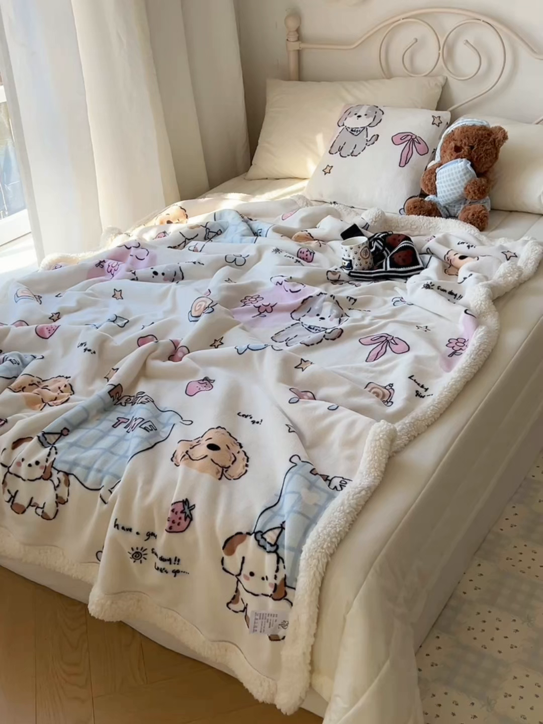 91家纺网 家纺一手货源 找家纺 耀悦家纺 2025新款高克重拉链多用羊羔绒毛毯牛奶绒抱枕枕芯 春日计划