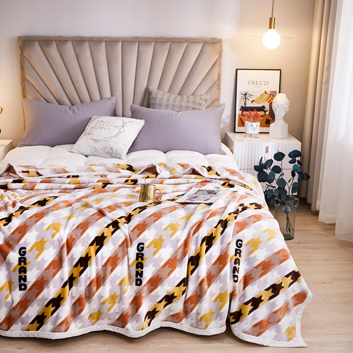 91家纺网 家纺一手货源 找家纺 坦客毯业 2025新款印花雪貂绒毛毯沙发盖毯午睡毯子 千鸟格