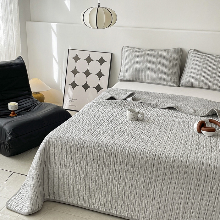 91家纺网 家纺一手货源 找家纺 金绣美居 2025新款全棉婴儿绒包边款四季盖毯可铺可盖高温水洗毯床盖三件套 简约线条