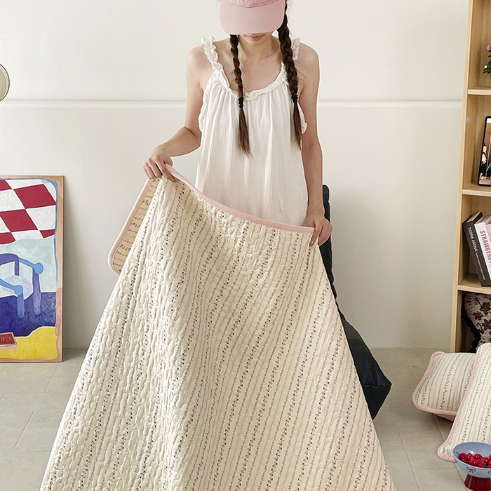 91家纺网 家纺一手货源 找家纺 金绣美居 2025新款全棉婴儿绒包边款四季盖毯可铺可盖高温水洗毯床盖三件套 夏有乔木