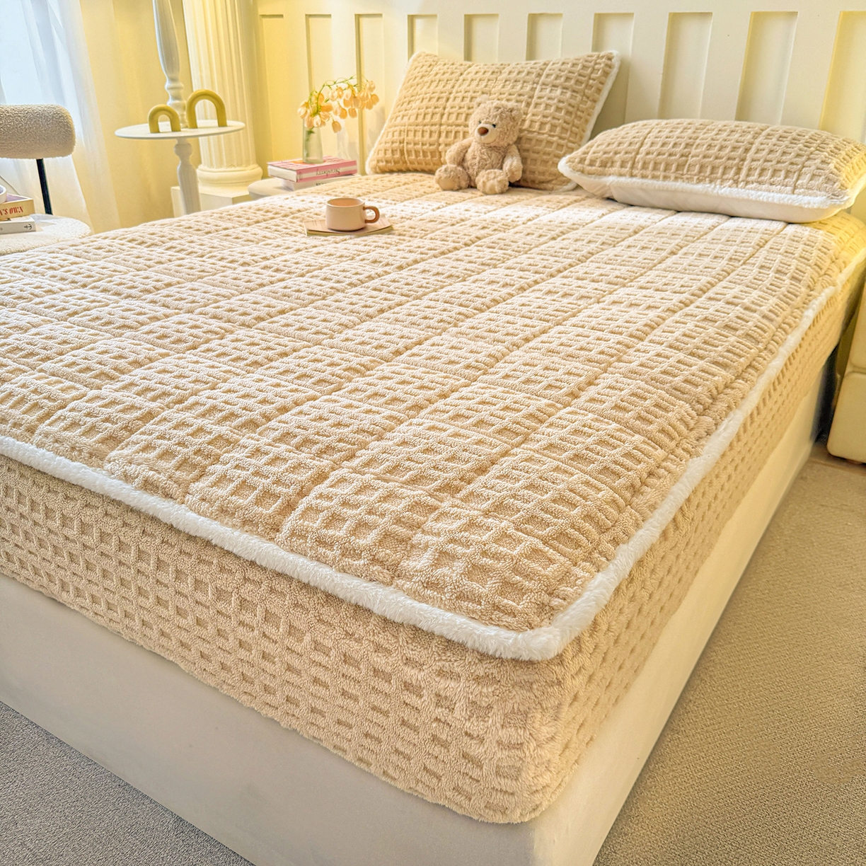 91家纺网 家纺一手货源 找家纺 予梦家纺 2025新款塔芙绒夹棉床笠单床笠 星梦格 卡其