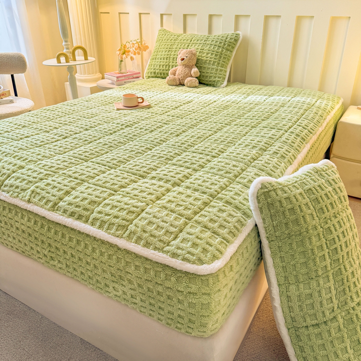 91家纺网 家纺一手货源 找家纺 予梦家纺 2025新款塔芙绒夹棉床笠单床笠 星梦格 果绿