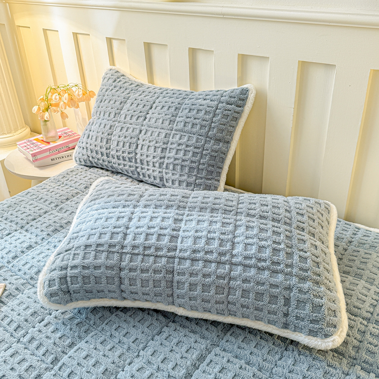 91家纺网 家纺一手货源 找家纺 予梦家纺 2025新款塔芙绒夹棉床笠单床笠 星梦格 苍蓝