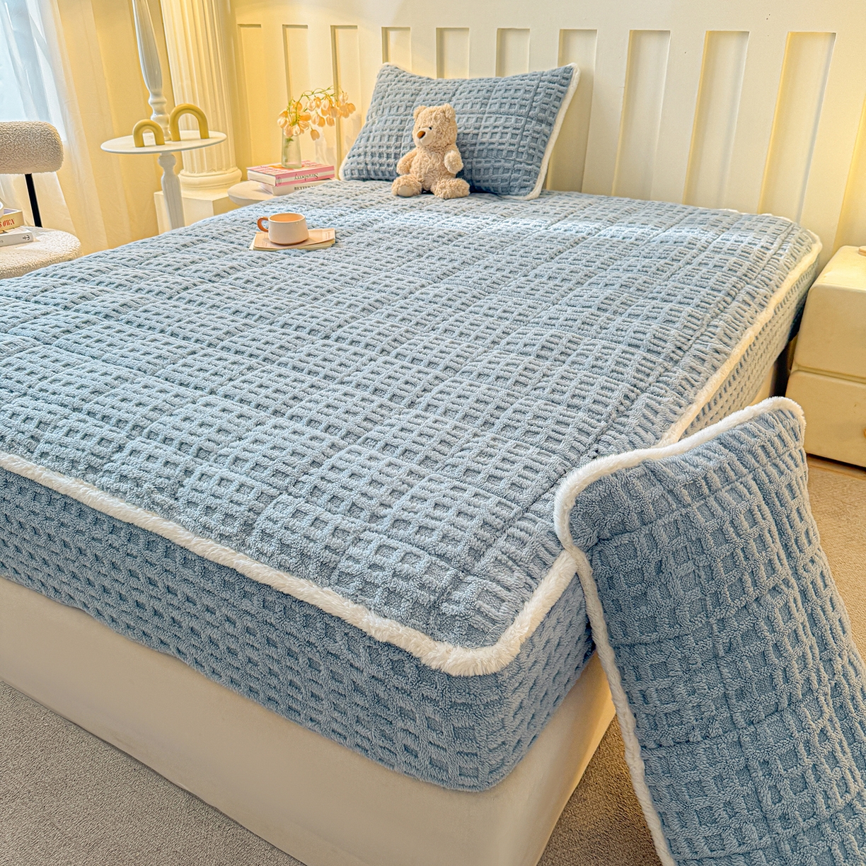 91家纺网 家纺一手货源 找家纺 予梦家纺 2025新款塔芙绒夹棉床笠单床笠 星梦格 苍蓝