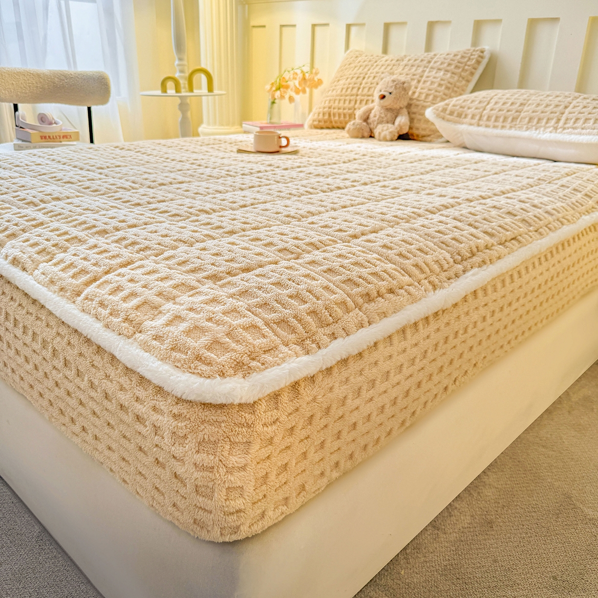 91家纺网 家纺一手货源 找家纺 予梦家纺 2025新款塔芙绒夹棉床笠单床笠 星梦格 卡其