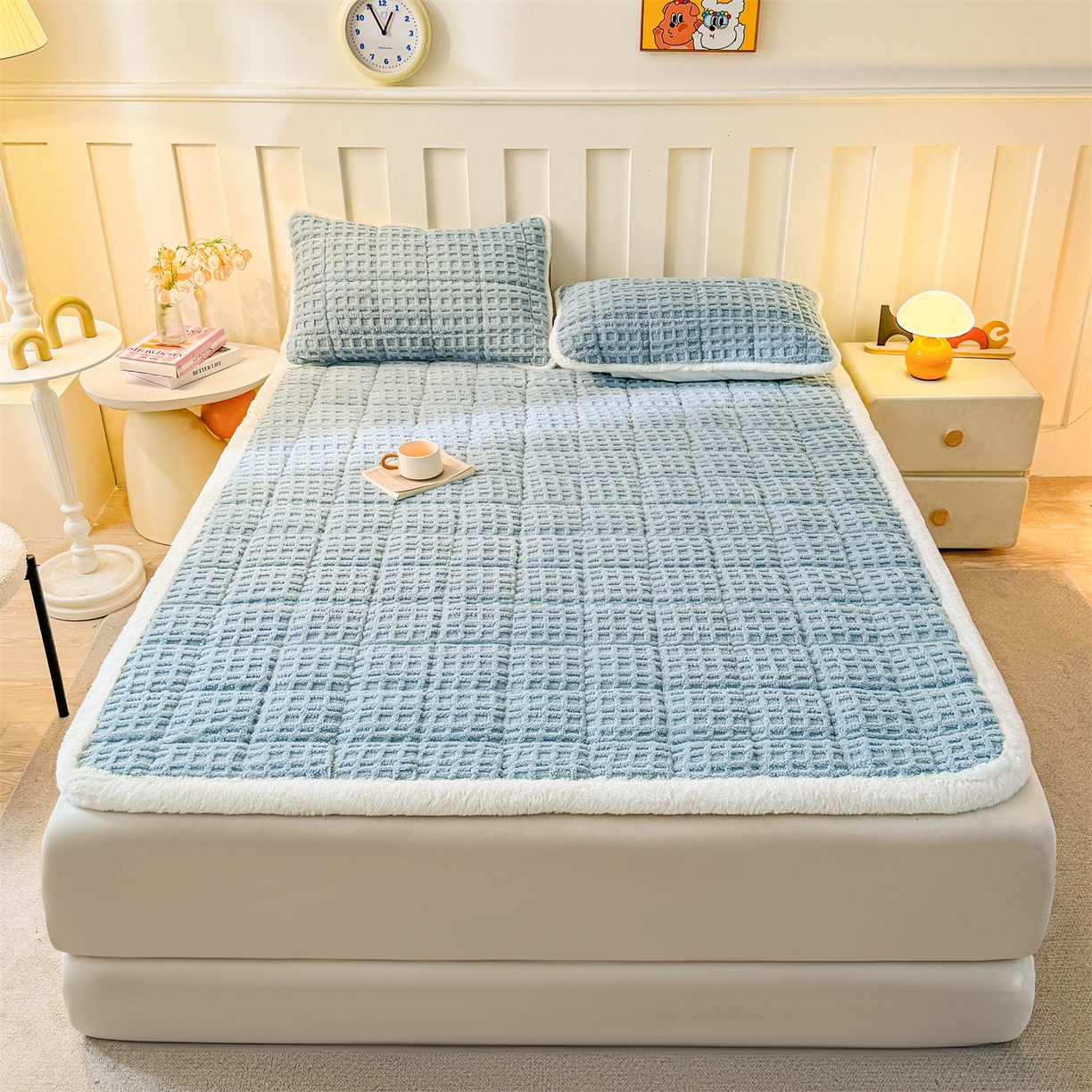 91家纺网 家纺一手货源 找家纺 予梦家纺 2025新款塔芙绒床护垫床垫保护套 星梦格 苍蓝