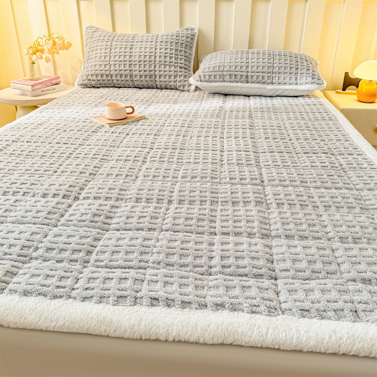 91家纺网 家纺一手货源 找家纺 予梦家纺 2025新款塔芙绒床护垫床垫保护套 星梦格 星灰