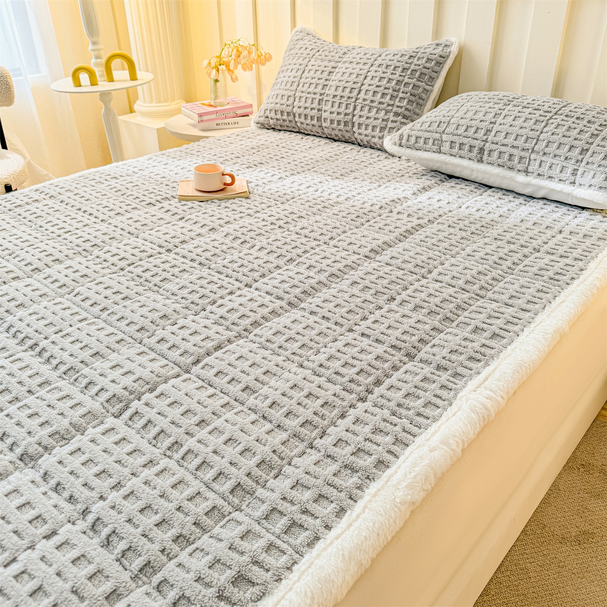 91家纺网 家纺一手货源 找家纺 予梦家纺 2025新款塔芙绒床护垫床垫保护套 星梦格 星灰