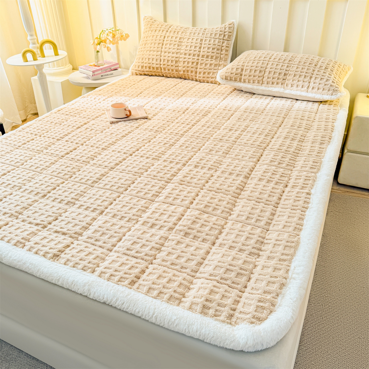 91家纺网 家纺一手货源 找家纺 予梦家纺 2025新款塔芙绒床护垫床垫保护套 星梦格 卡其