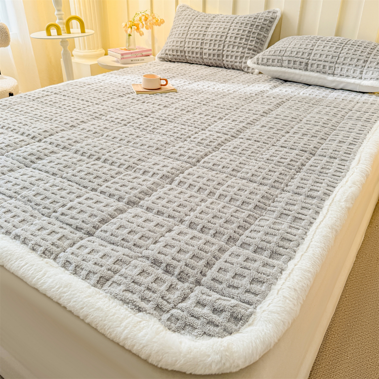 91家纺网 家纺一手货源 找家纺 予梦家纺 2025新款塔芙绒床护垫床垫保护套 星梦格 星灰