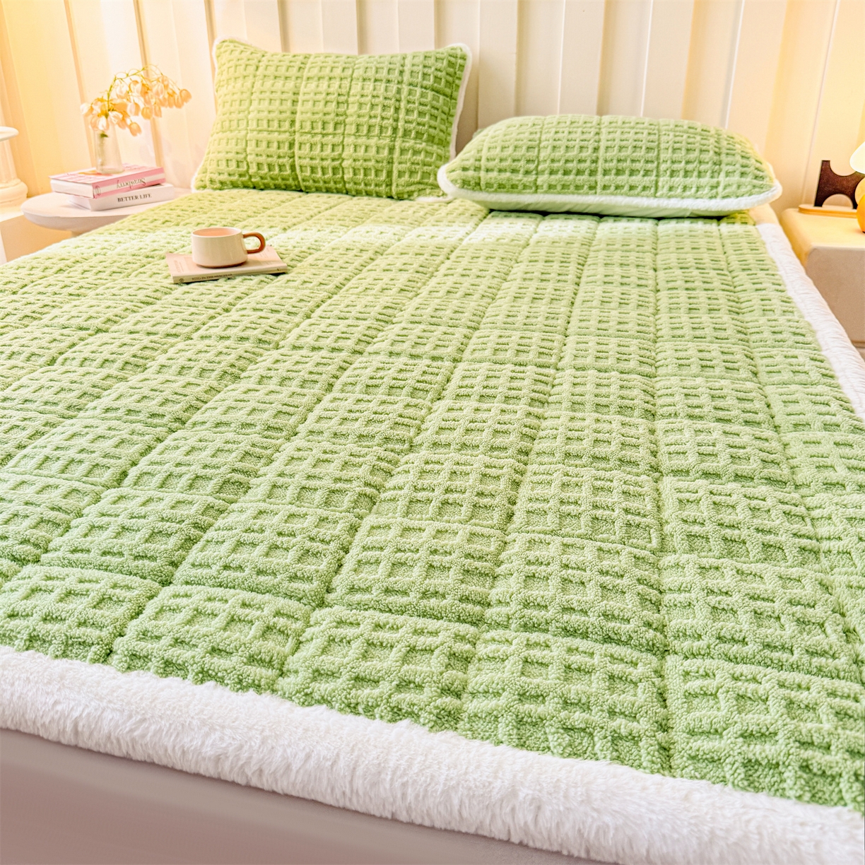 91家纺网 家纺一手货源 找家纺 予梦家纺 2025新款塔芙绒床护垫床垫保护套 星梦格 果绿