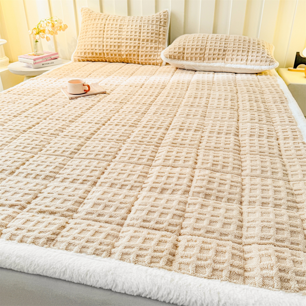 91家纺网 家纺一手货源 找家纺 予梦家纺 2025新款塔芙绒床护垫床垫保护套 星梦格 卡其