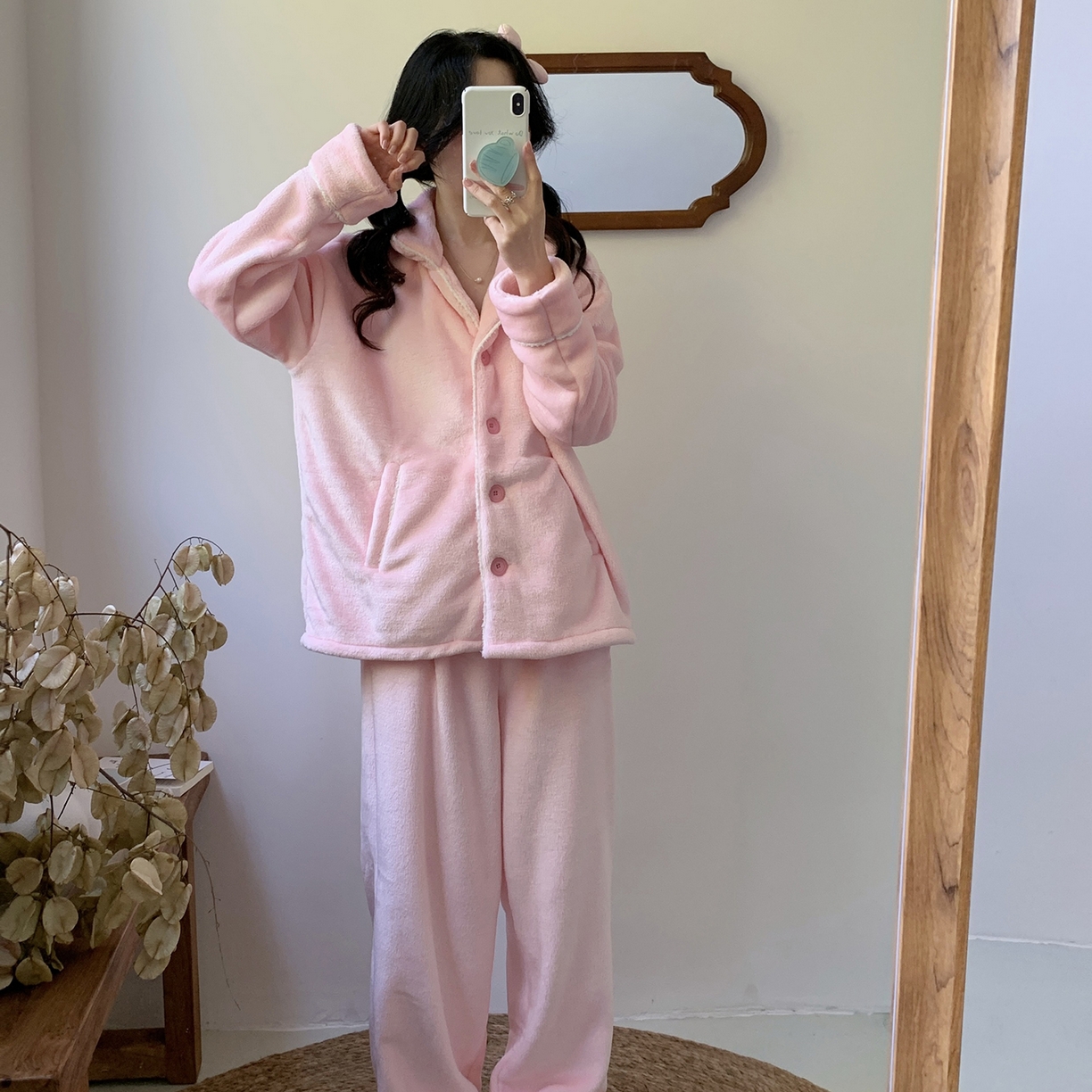 91家纺网 家纺一手货源 找家纺 多乐娜 2025新款奶芙绒家居服 （会员拿货-5元，控价最低零售价128元起！） 女款-樱花粉