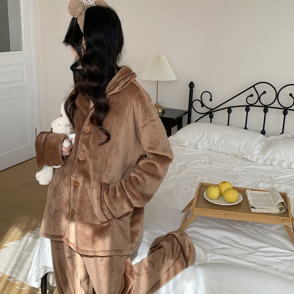 91家纺网 家纺一手货源 找家纺 多乐娜 2025新款奶芙绒家居服 （会员拿货-5元，控价最低零售价128元起！） 男款-可可棕