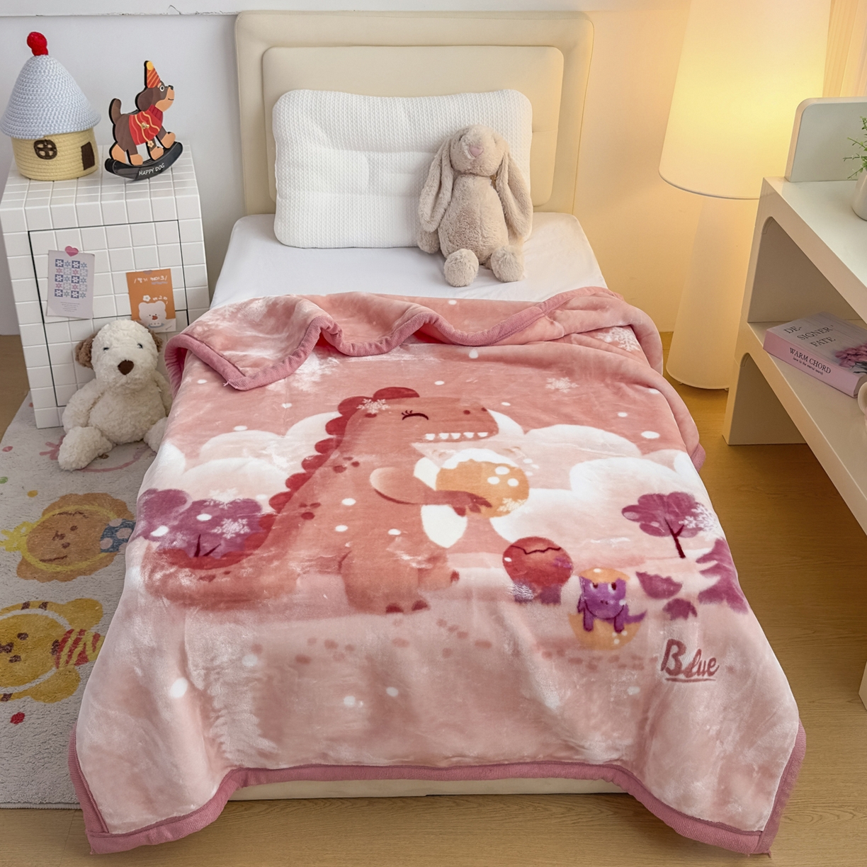 91家纺网 家纺一手货源 找家纺 爱彼家纺 2025冬季新款拉舍尔童毯毛毯毯子-系列二 拉舍尔童毯-冰雪恐龙09肉驼