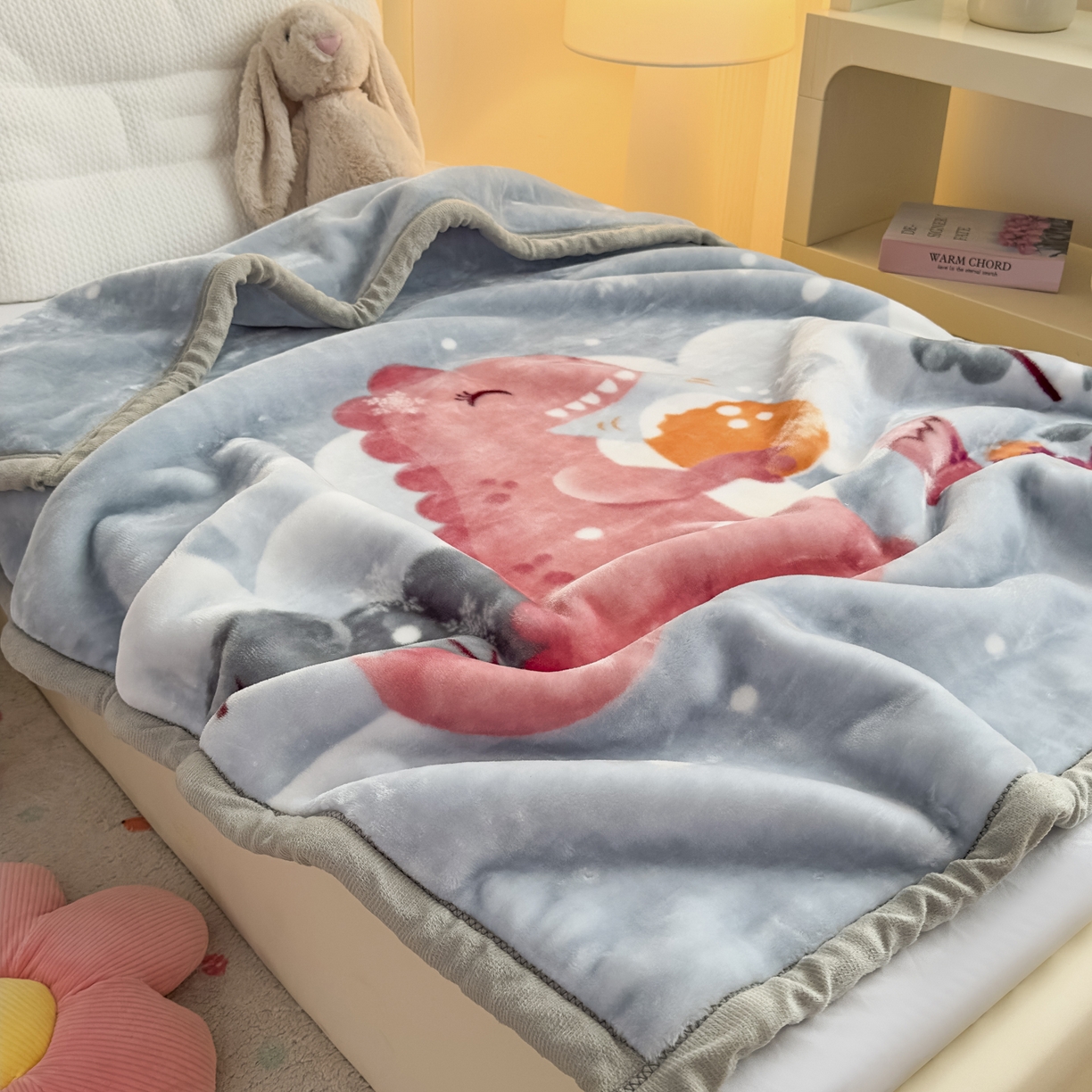 91家纺网 家纺一手货源 找家纺 爱彼家纺 2025冬季新款拉舍尔童毯毛毯毯子-系列二 拉舍尔童毯-冰雪恐龙05绿灰